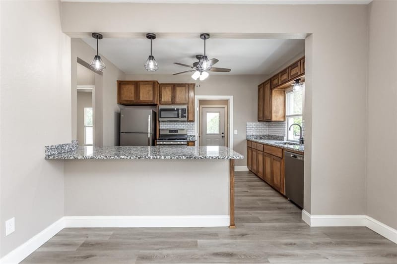322&410 E Division Street, Muenster TX 76252 - Photo 14
