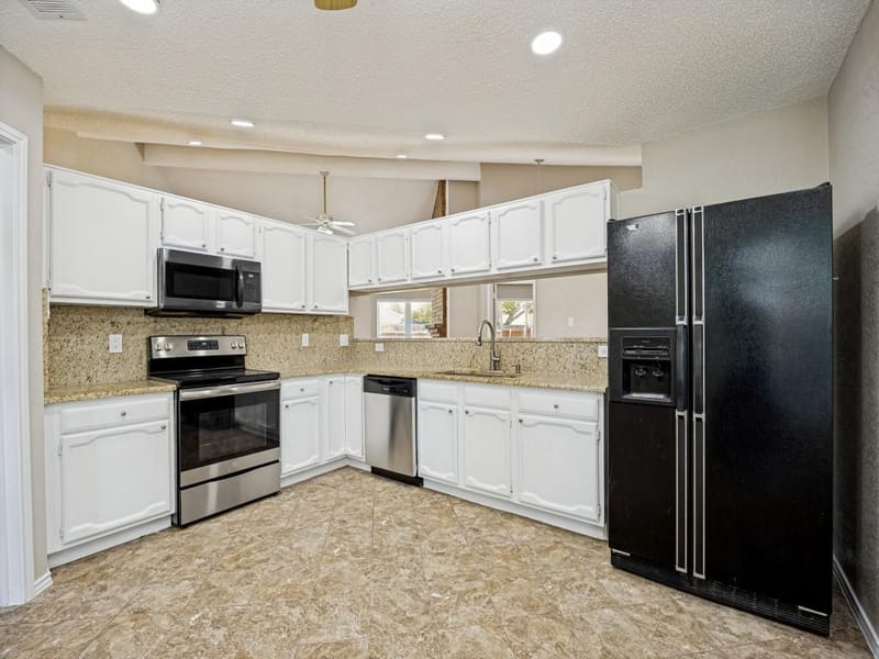 305 Jessica Drive, Garland TX 75040 - Photo 6