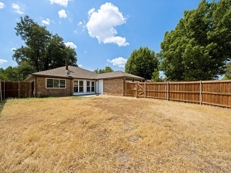 305 Jessica Drive, Garland TX 75040 - Photo 20