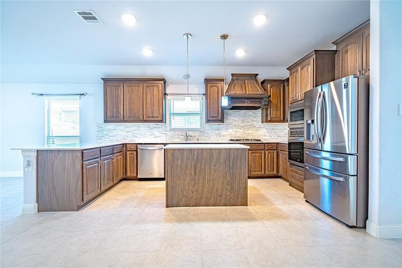 11004 Brownwood Place, McKinney TX 75071 - Photo 8