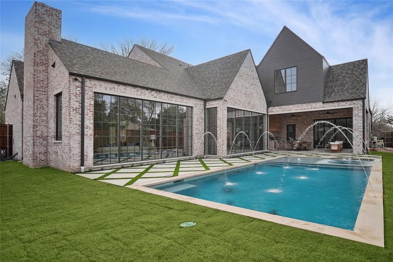 5945 Royal Crest Drive, Dallas TX 75230 - Photo 35