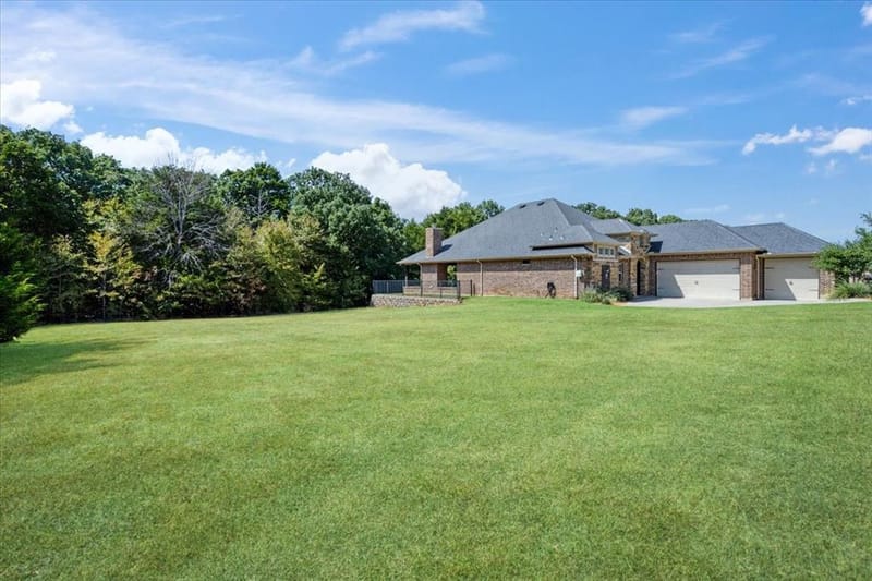 304 Dublin Circle, Gordonville TX 76245 - Photo 8