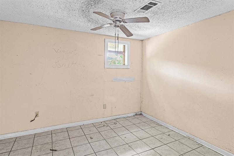 612 Meadow Park Drive, White Settlement TX 76108 - Photo 26
