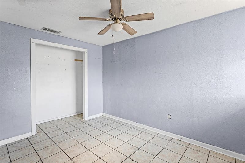 612 Meadow Park Drive, White Settlement TX 76108 - Photo 9