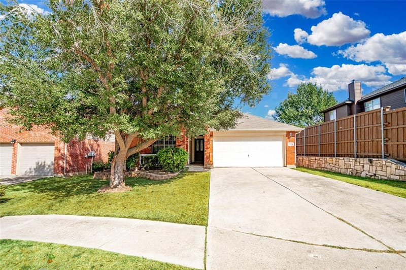 1134 Shearwater Avenue, Aubrey TX 76227
