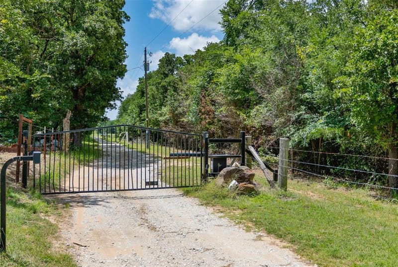574 County Road 134, Gainesville TX 76240 - Photo 27