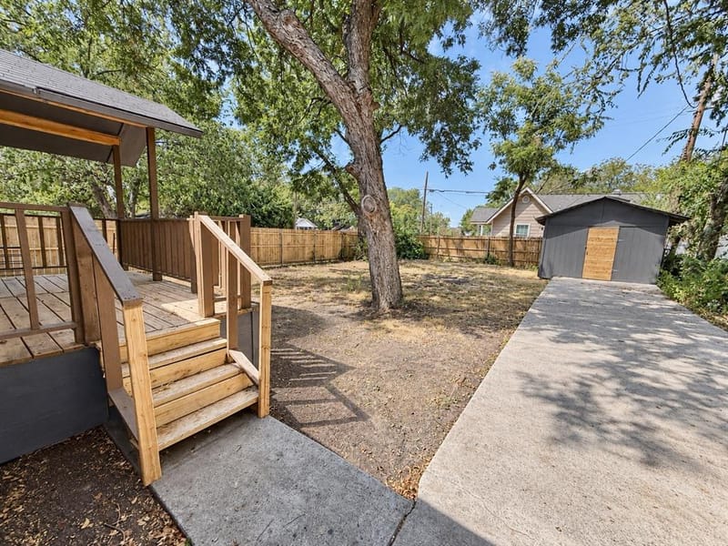 5231 Beeman Avenue, Dallas TX 75223 - Photo 22