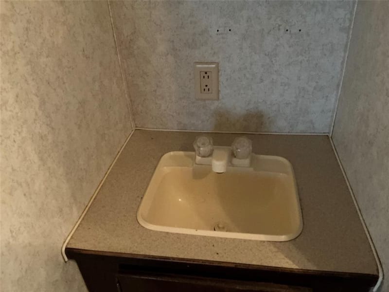 797 S Austin Avenue, Richland TX 76681 - Photo 13
