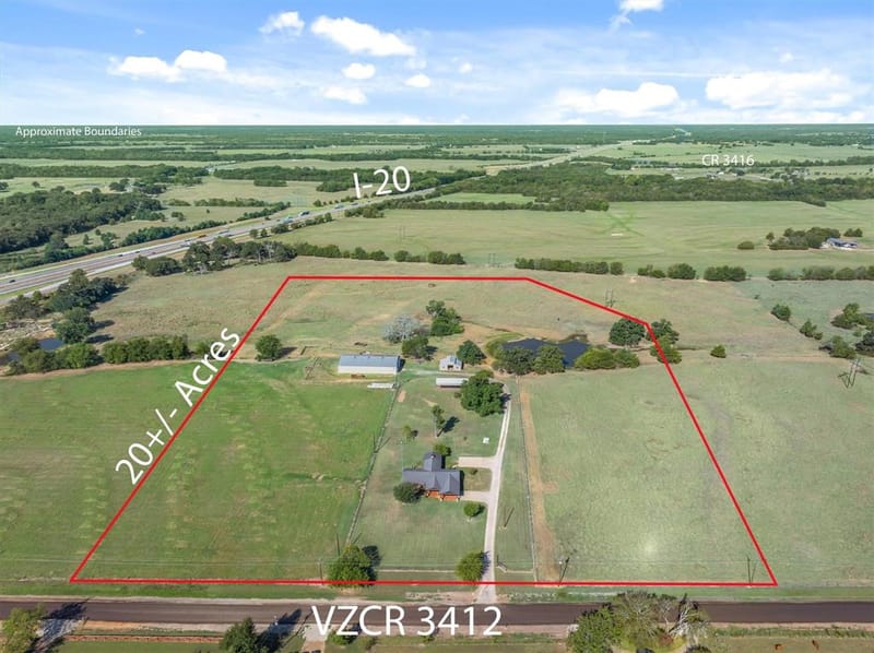 301 Vz County Road 3412, Wills Point TX 75169