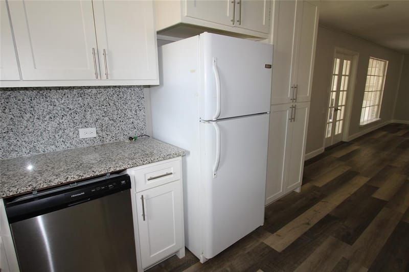 1103 Bryant Street, Benbrook TX 76126 - Photo 9