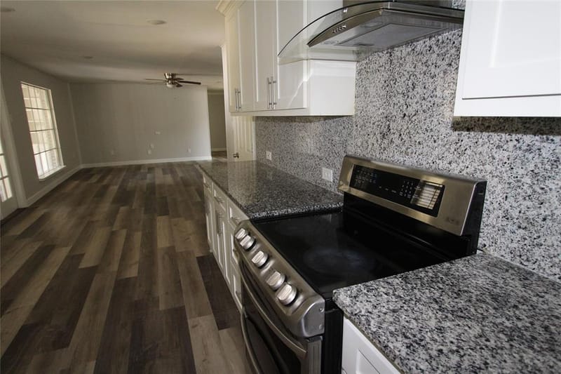1103 Bryant Street, Benbrook TX 76126 - Photo 8