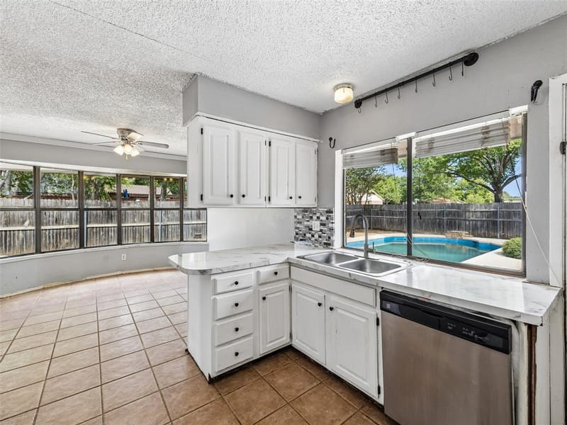 733 Red Wing Drive, Lewisville TX 75067 - Photo 7