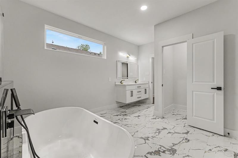4532 Luzon Street, Dallas TX 75216 - Photo 17