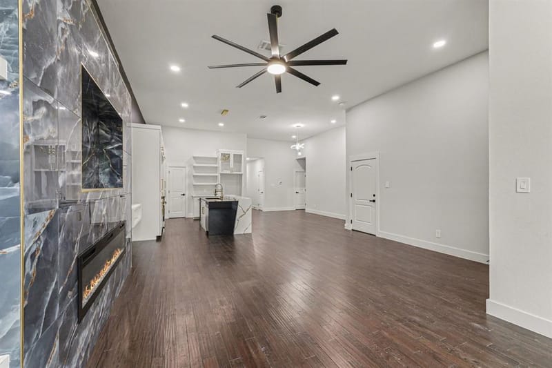 4532 Luzon Street, Dallas TX 75216 - Photo 9