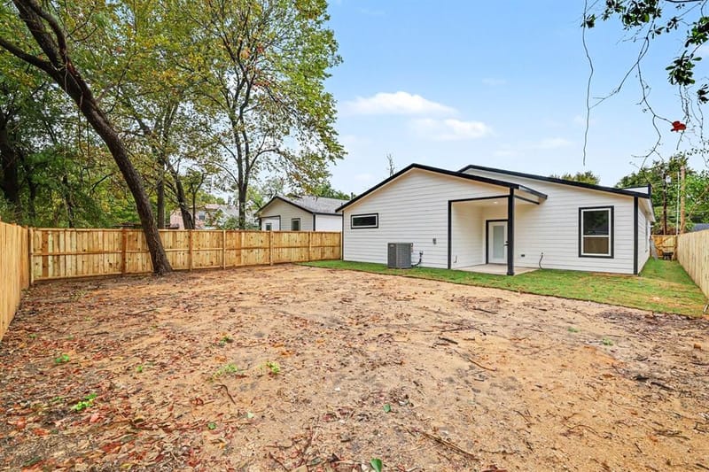 4536 Luzon Street, Dallas TX 75216 - Photo 29