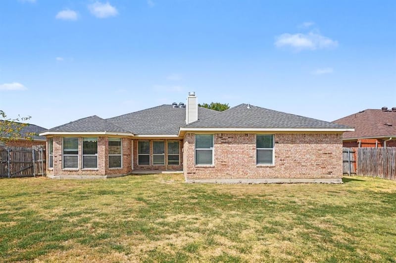360 Mcmurtry Drive, Arlington TX 76002 - Photo 23