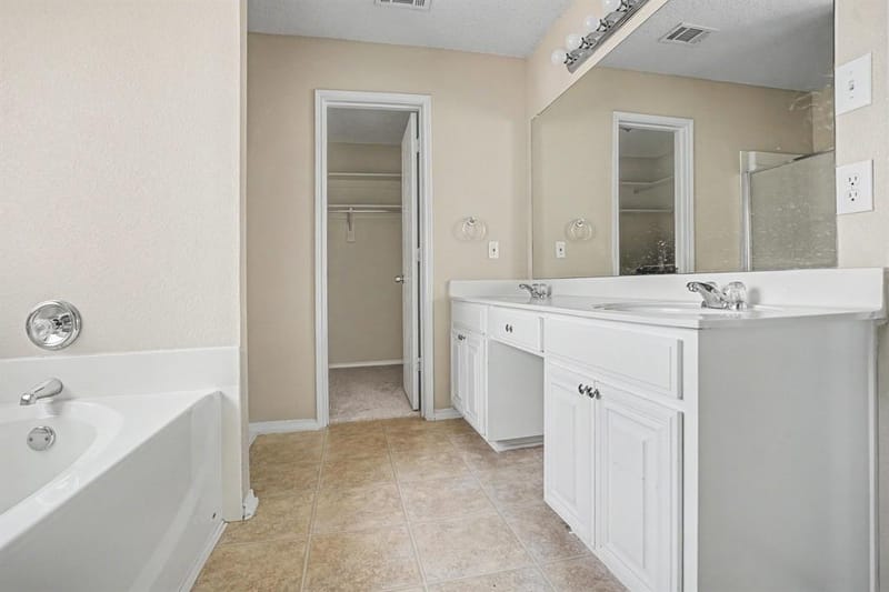 360 Mcmurtry Drive, Arlington TX 76002 - Photo 22