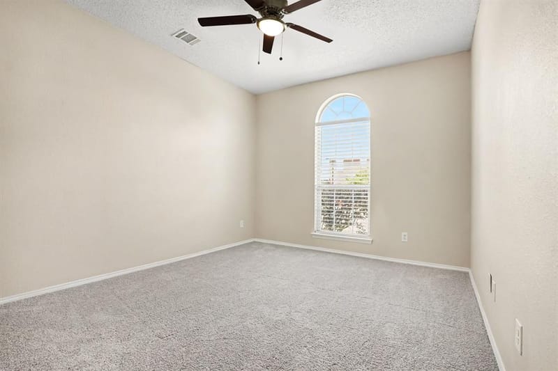360 Mcmurtry Drive, Arlington TX 76002 - Photo 20