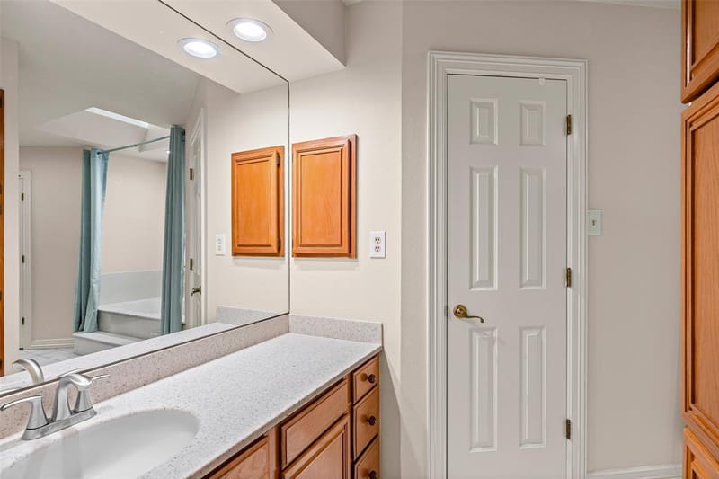 1820 Long Creek Court, Granbury TX 76049 - Photo 28