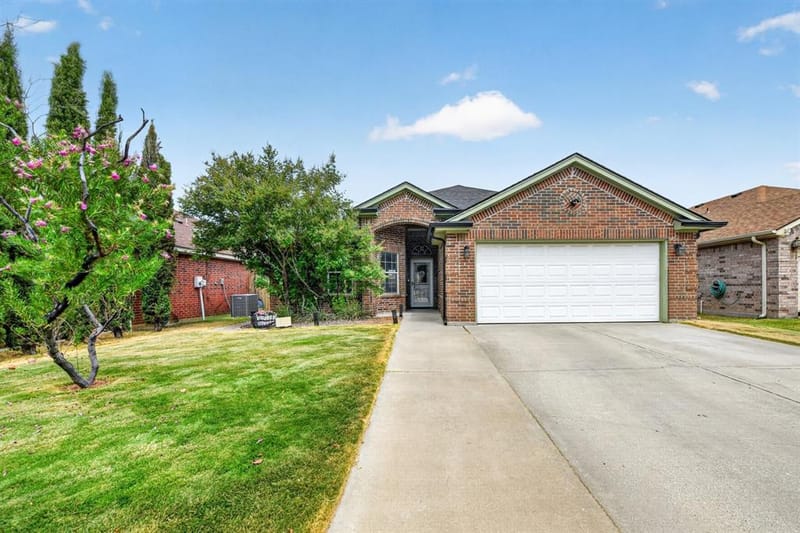 9228 Jason Drive, White Settlement TX 76108