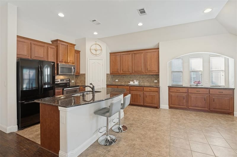 8304 Spitfire Trail, Aubrey TX 76227 - Photo 14