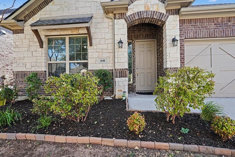 646 Harris Ridge Drive, Arlington TX 76002 - Photo 8