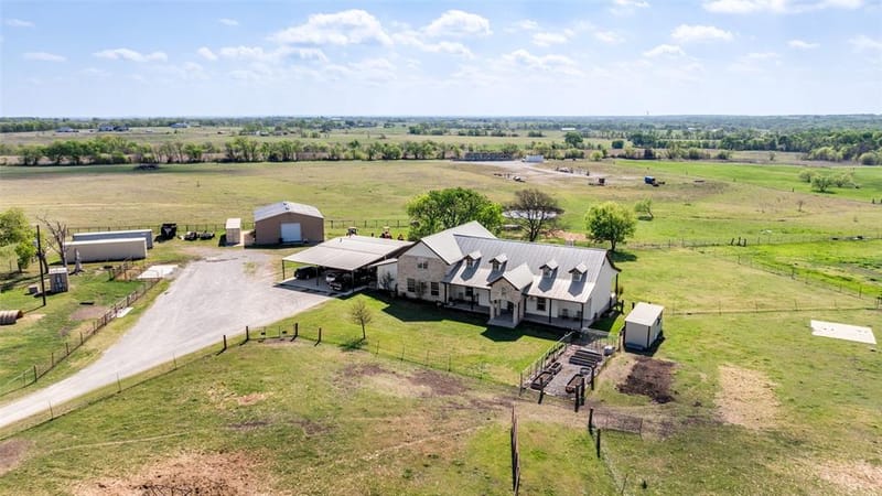 5855 Western Star Drive, Justin TX 76247 - Photo 36