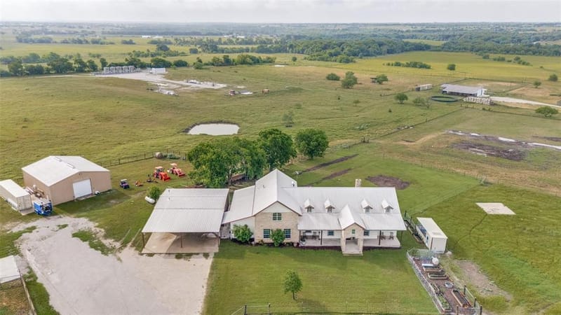 5855 Western Star Drive, Justin TX 76247