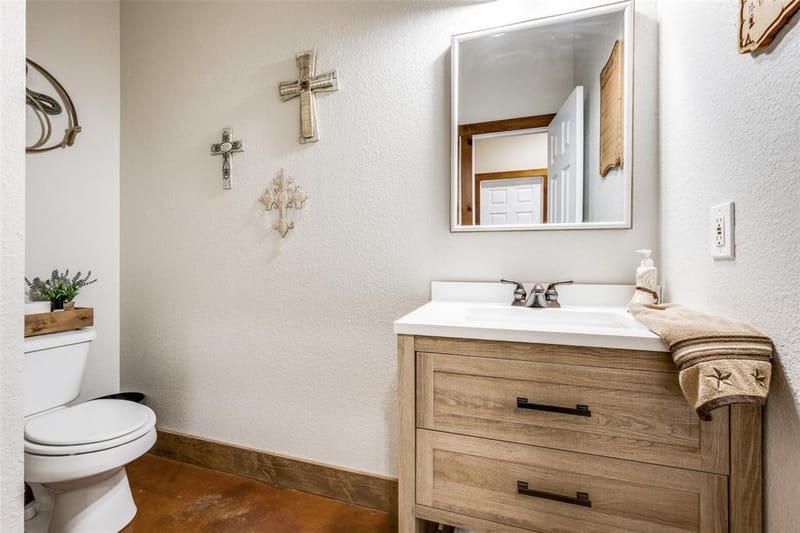 5855 Western Star Drive, Justin TX 76247 - Photo 14