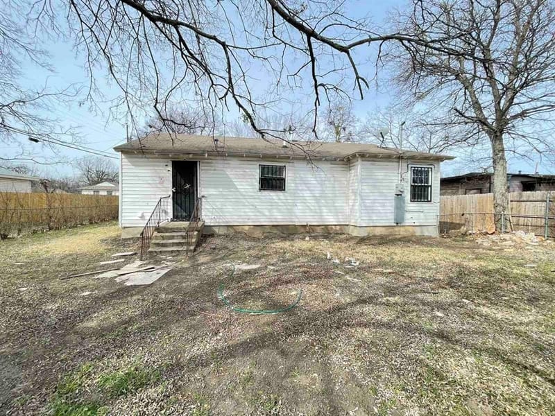 3010 Modree Avenue, Dallas TX 75216 - Photo 2