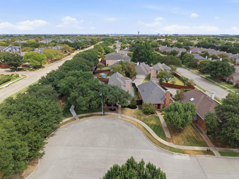 8716 Falls Road, Irving TX 75063 - Photo 36