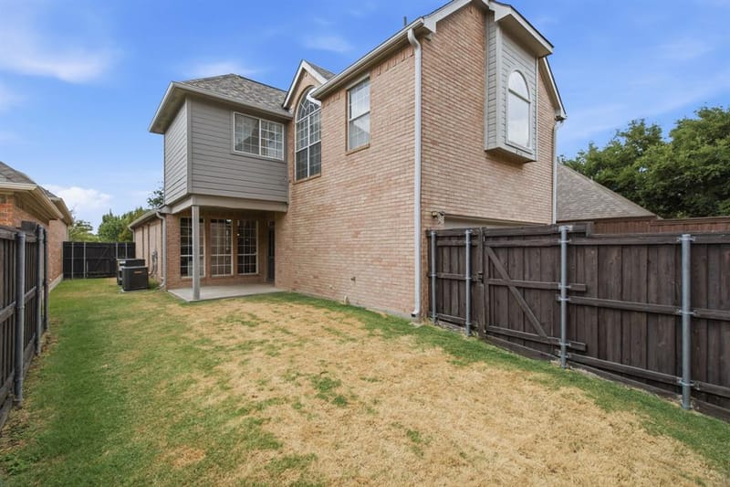 8716 Falls Road, Irving TX 75063 - Photo 35