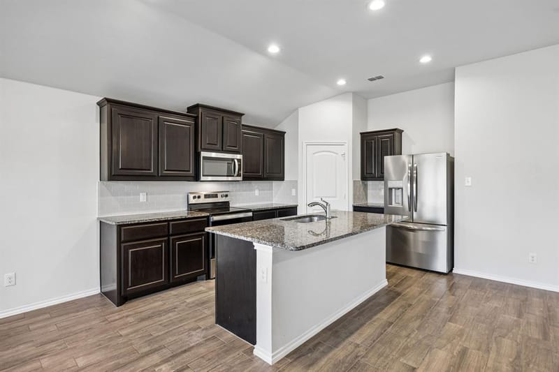 9916 Ginkgo Lane, Fort Worth TX 76036 - Photo 9