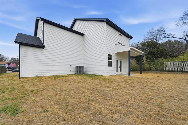 4448 Marcell Avenue, Dallas TX 75211 - Photo 33