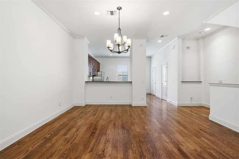 636 E Bluff Street, Fort Worth TX 76102 - Photo 10