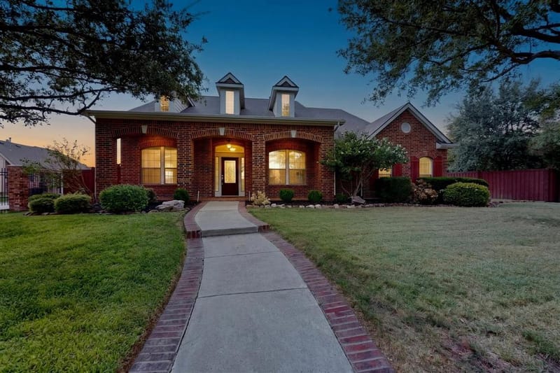 905 Mallard Trail, Murphy TX 75094 - Photo 2