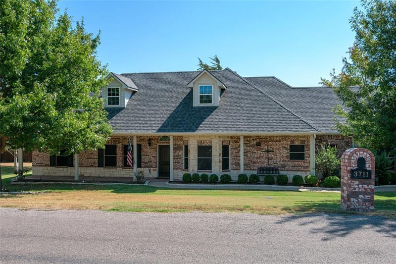 3711 Heatherwood Lane, Sherman TX 75090