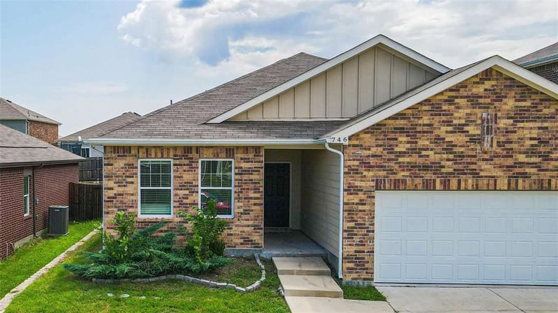 746 Wilshire Drive, Lavon TX 75166 - Photo 2