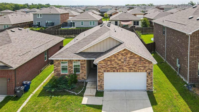 746 Wilshire Drive, Lavon TX 75166