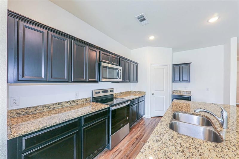 746 Wilshire Drive, Lavon TX 75166 - Photo 11