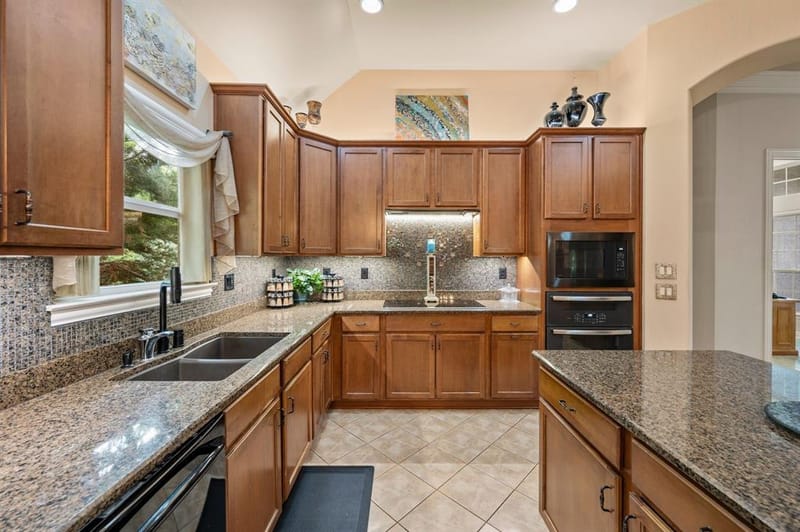 9613 Crestview Drive, Denton TX 76207 - Photo 18
