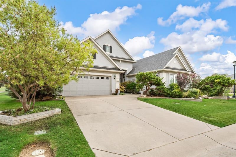 9613 Crestview Drive, Denton TX 76207 - Photo 4