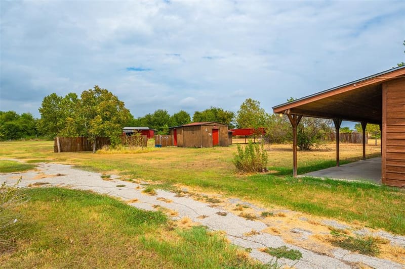 545 County Road 1110a, Cleburne TX 76031 - Photo 22