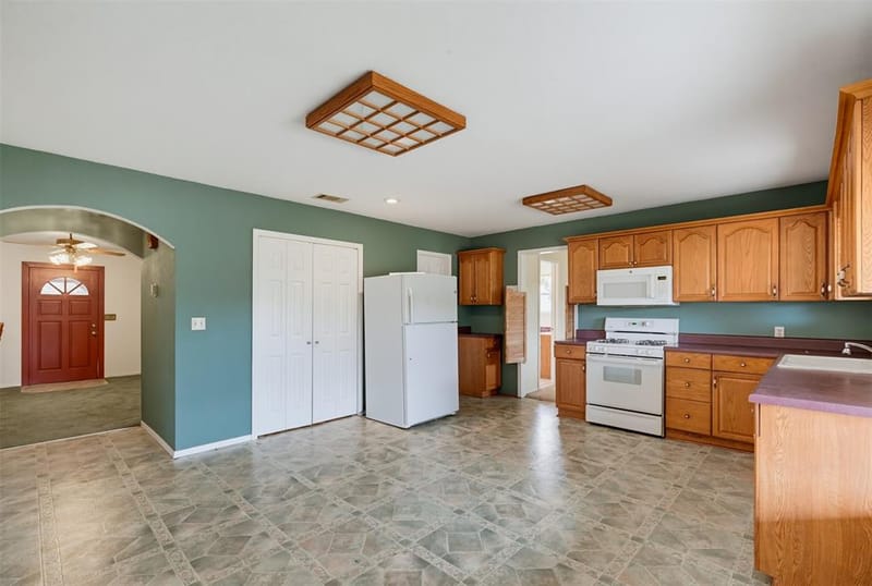 545 County Road 1110a, Cleburne TX 76031 - Photo 8