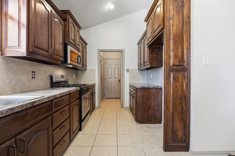 12216 Long Stem Trail, Fort Worth TX 76244 - Photo 11