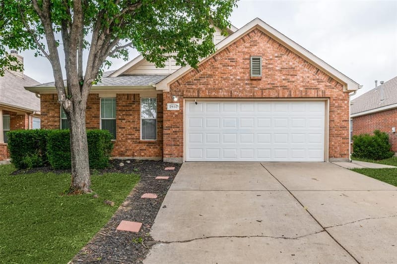 2932 Milby Oaks Drive, Fort Worth TX 76244
