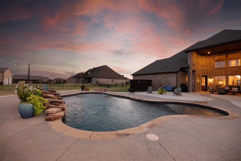 9411 Tay Lane, Justin TX 76247 - Photo 12
