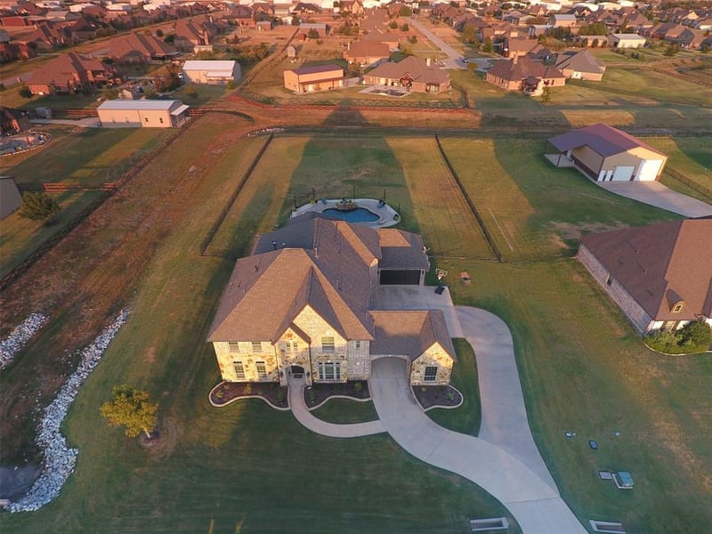 9411 Tay Lane, Justin TX 76247 - Photo 3