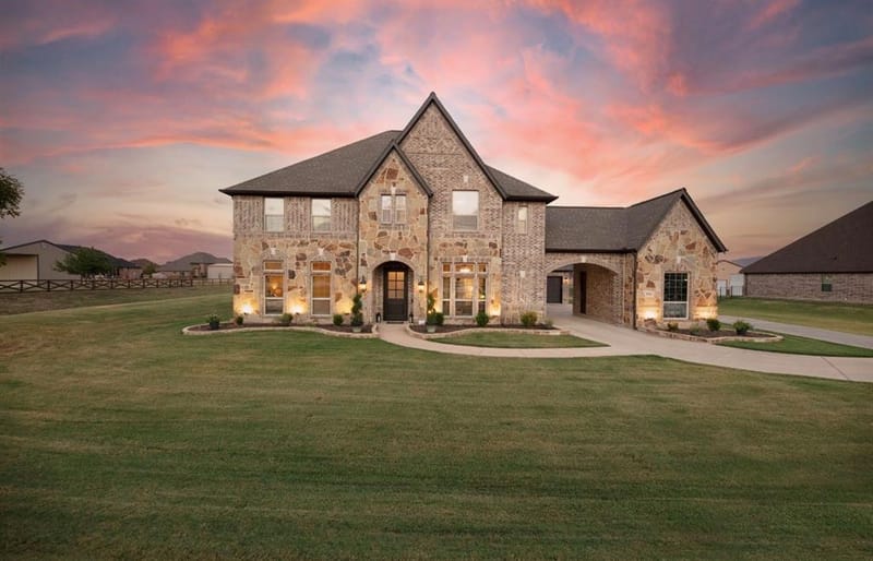 9411 Tay Lane, Justin TX 76247
