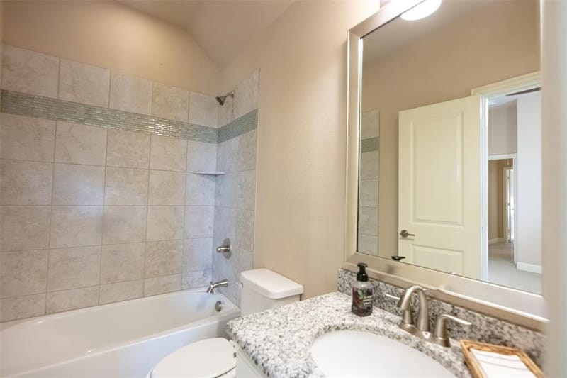 9411 Tay Lane, Justin TX 76247 - Photo 40
